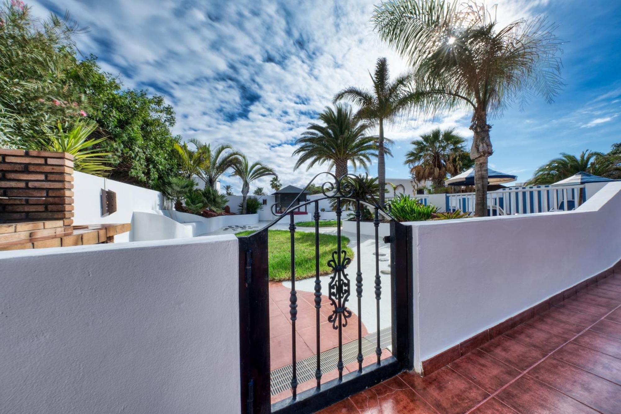 Villa Picasso Private Pool Playa Blanca  Luaran gambar